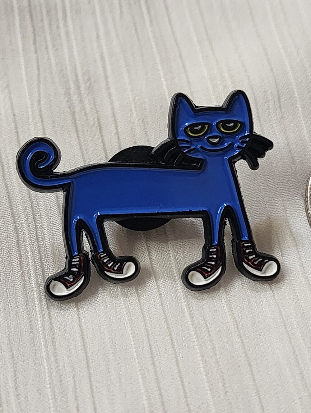 ​✨ "Pete the Cat" Rocking His School Shoes Enamel Pin ✨